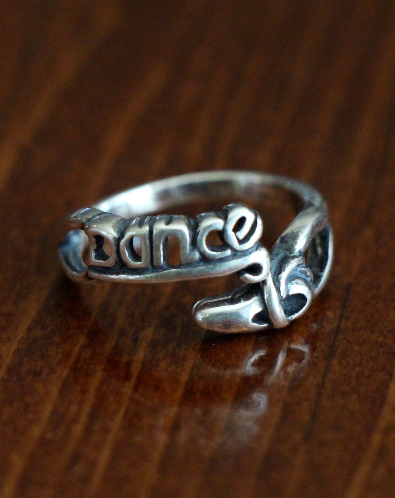 dancer's ballet ring | kandsimpressions