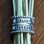 Mom of two Name rings set