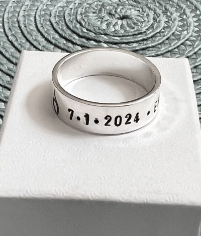recovery date ring, sobriety, neda